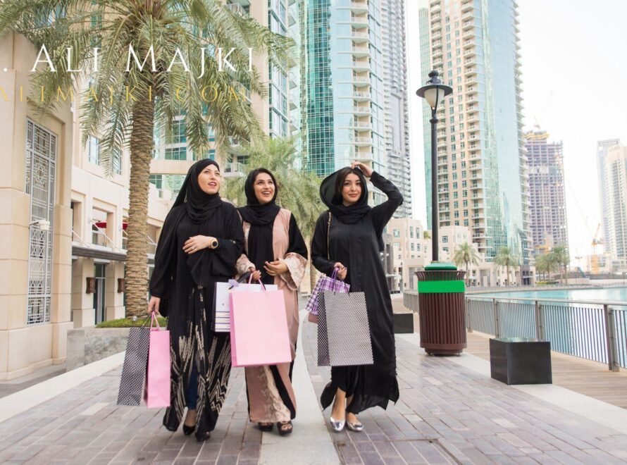 In recent years, the Gulf Cooperation Council (GCC) region has witnessed a significant rise in medical tourism, especially in the field of cosmetic dentistry. Among the destinations gaining attention for world-class smile transformations, Kuwait is quickly emerging as a regional hub, thanks to exceptional cosmetic dentistry consultants like Dr. Ali Majki.